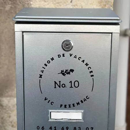 No 10 Vic Fezensac * Vic-Fezensac