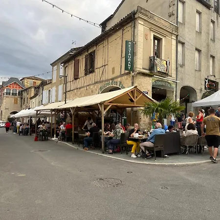 No 10 Vic Fezensac * Vic-Fezensac